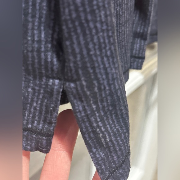 Lululemon Trikonasana Tee - Picture 4 of 6